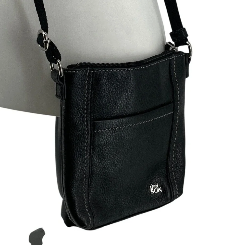 The Sak Crossbody Bag Purse Womens Small Black Leather Contrast Stitch‎ Travel